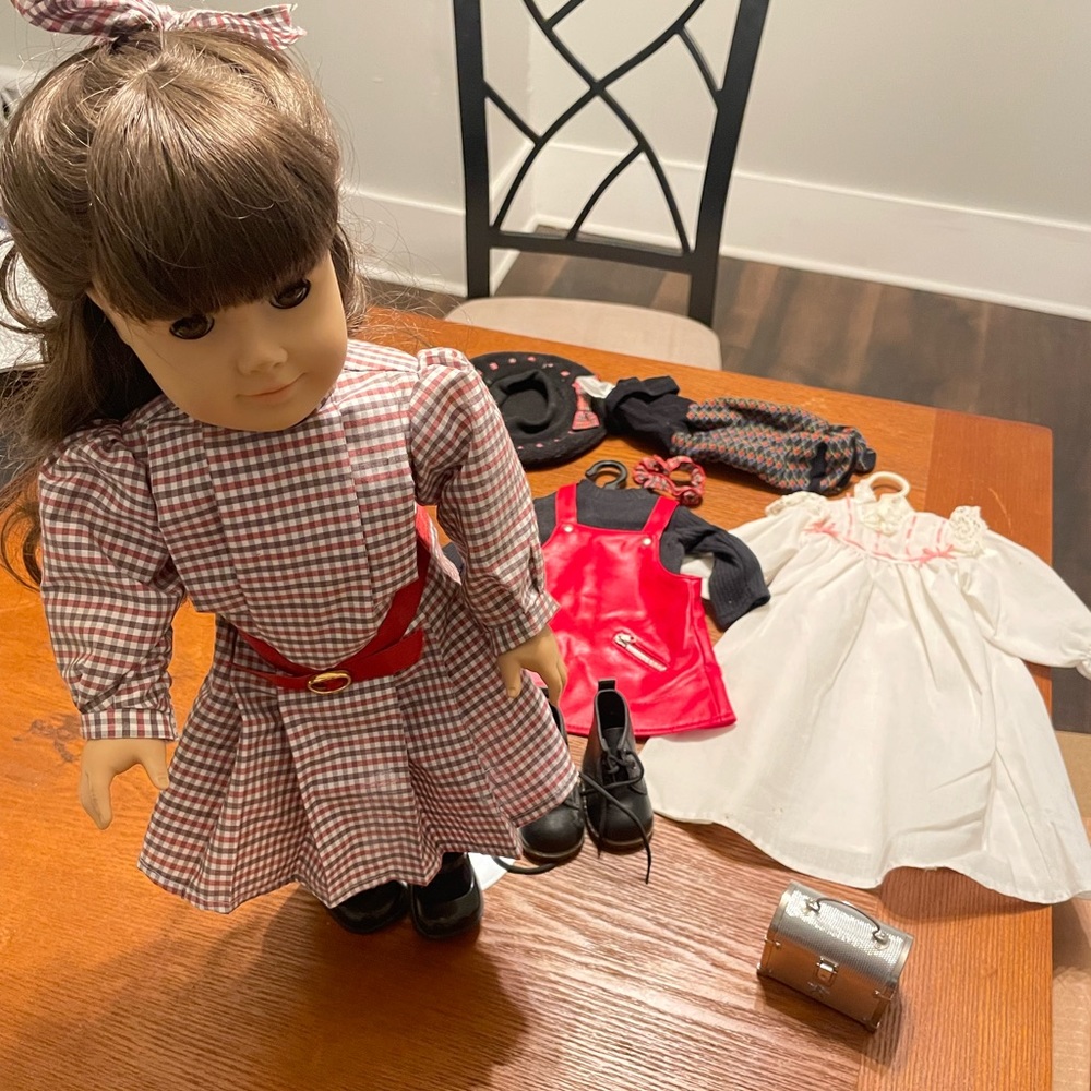 Rare 1993 Pleasant Company Samantha Doll and furniture Lot
